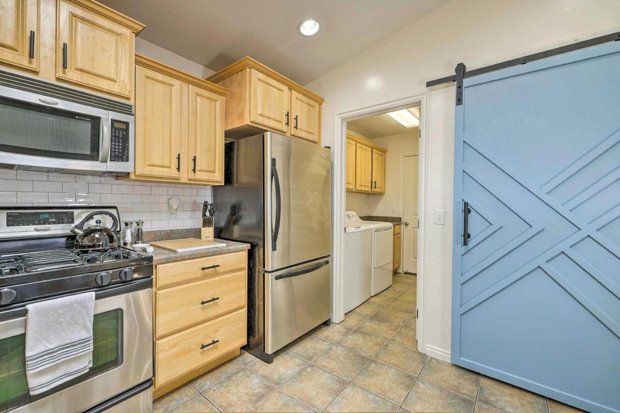 Modern Page Retreat With View, 9 Mi To Wahweap Beach Vila Exterior foto